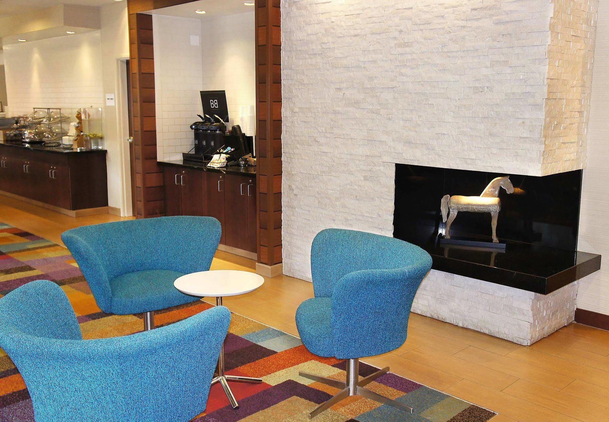 Fairfield Inn & Suites Dallas Park Central Kültér fotó