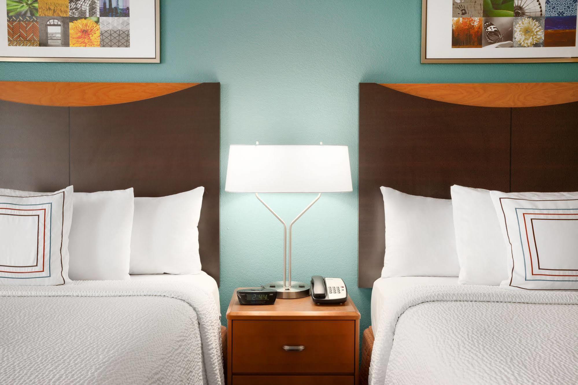 Fairfield Inn & Suites Dallas Park Central Kültér fotó
